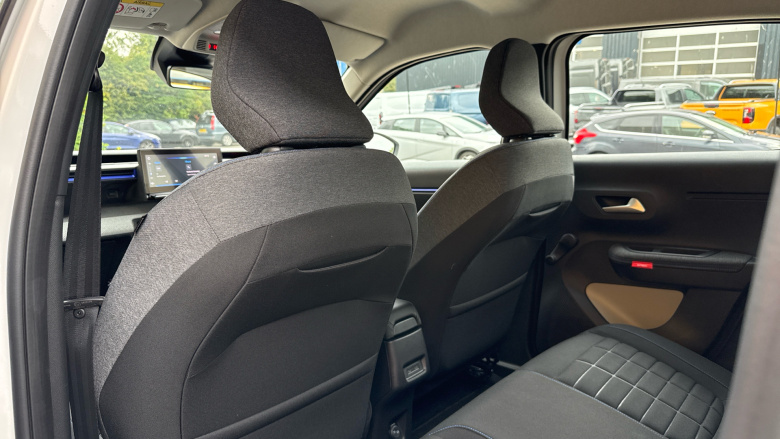 Citroen C3 83kW Plus 44kWh 5dr Auto Electric Hatchback